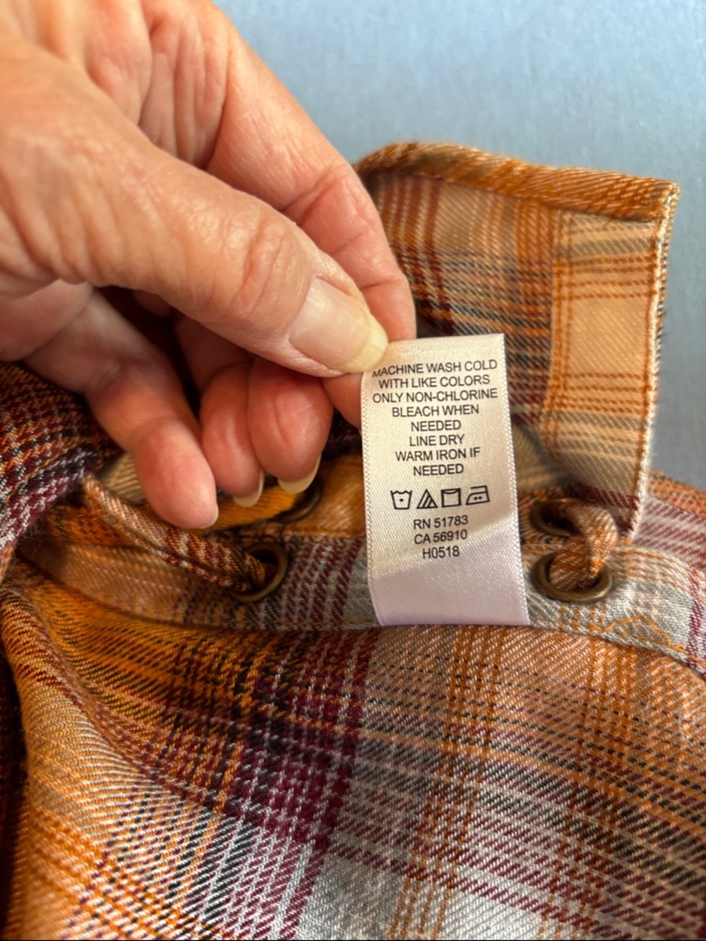Maurices Plaid Button-Up in Mustard, Rust & Cream, size large $12 - Picture 4 of 7